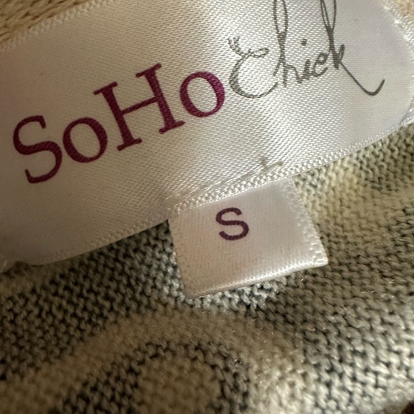 Soho Chick shrug.. - Picture 4 of 4